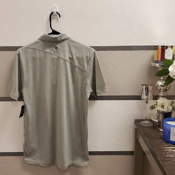 NWT Mens Volcom Polo Shirt Sz S - Picture 2 of 3